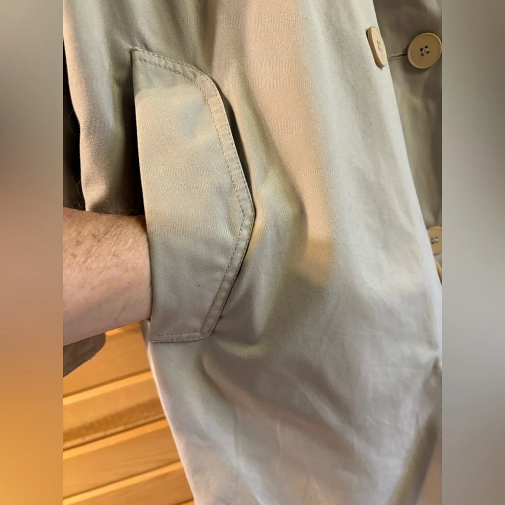 Vintage London Fog Double Breasted Trench Coat, Size 10 Petite - Picture 6 of 14